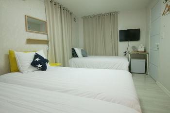 Hotel Ro&jo House 2*
